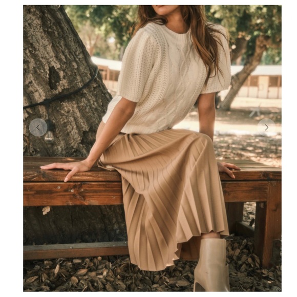 20 Chic Front Tie Pleated Long Skirt - Picture 4 of 7